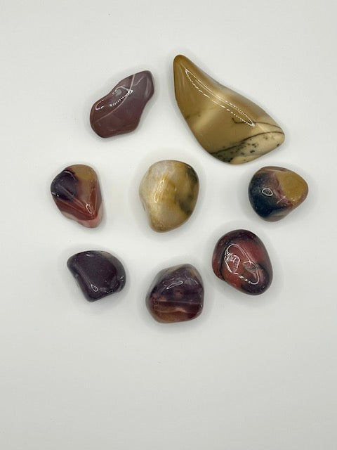 Mookait aus Australien - Stein der Erdung & inneren Stärke