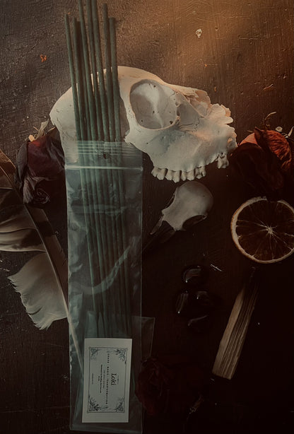 Loki -handgefertigte Räucherstäbchen-